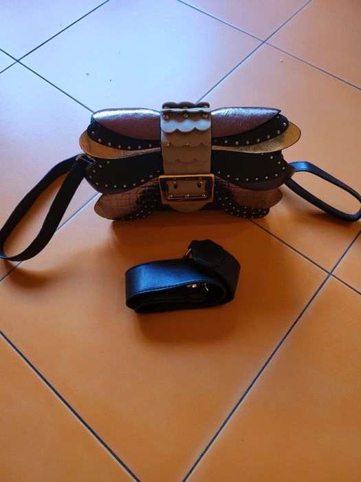 Вечерна дамска чанта