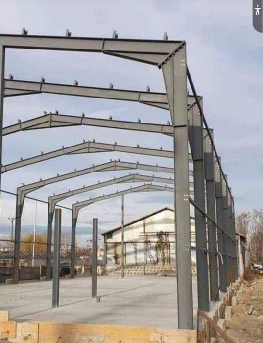 Confectionez structuri hale metalice complete 
La comanda clientului p