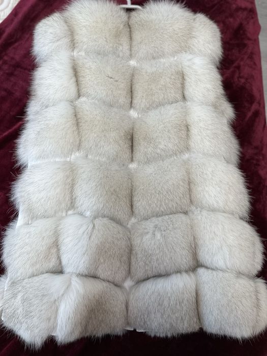 Vesta din blana de vulpe