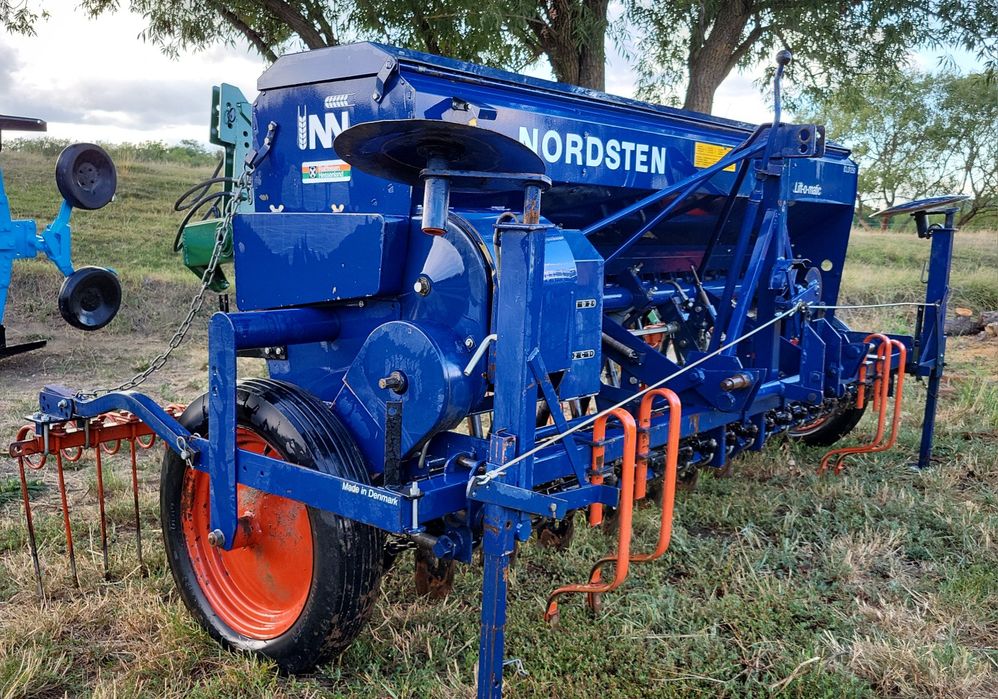 Semanatoare paioase NORDSTEN 250 / 21 sire / culoare originala /Fiona/Amazone/Nodet/