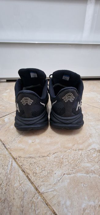 Hoka Clifton Gore Tex