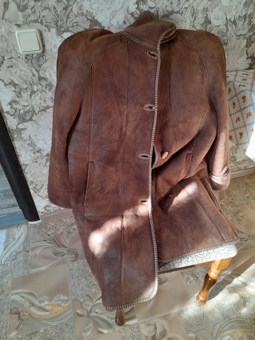 Продаю куртка женская