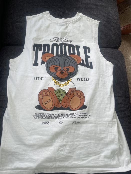 Продавам тениски и потници по 2 евро за брой втора употреба.Мъжки.