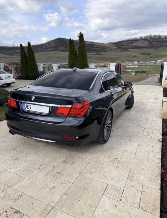 Bmw seria 7 3.0d  f02