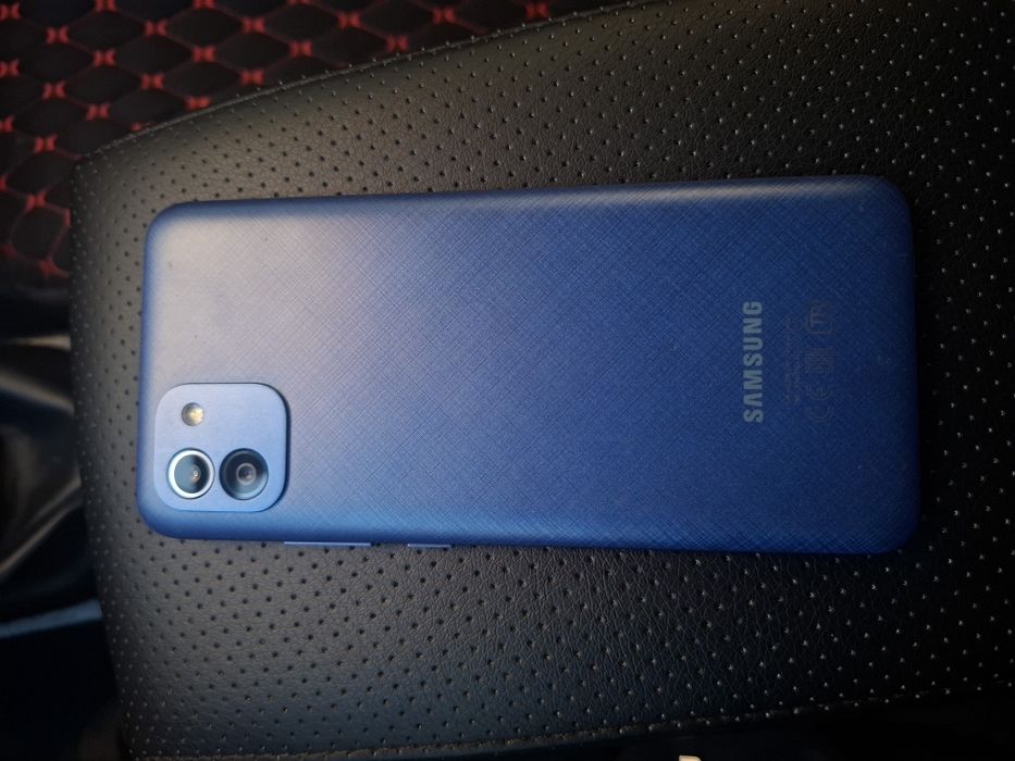 Продам Самсунг  А03