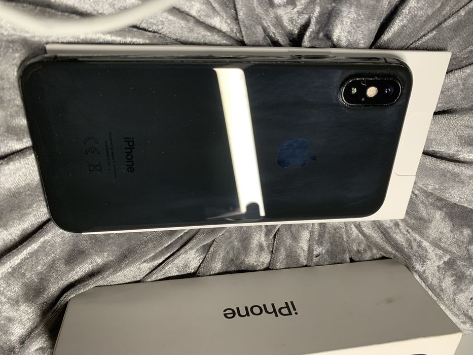 Iphone xs 256gb.