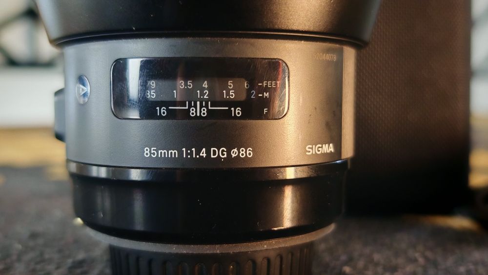 Sigma 85mm f/1.4 Art (EF) + Sigma USB Dock