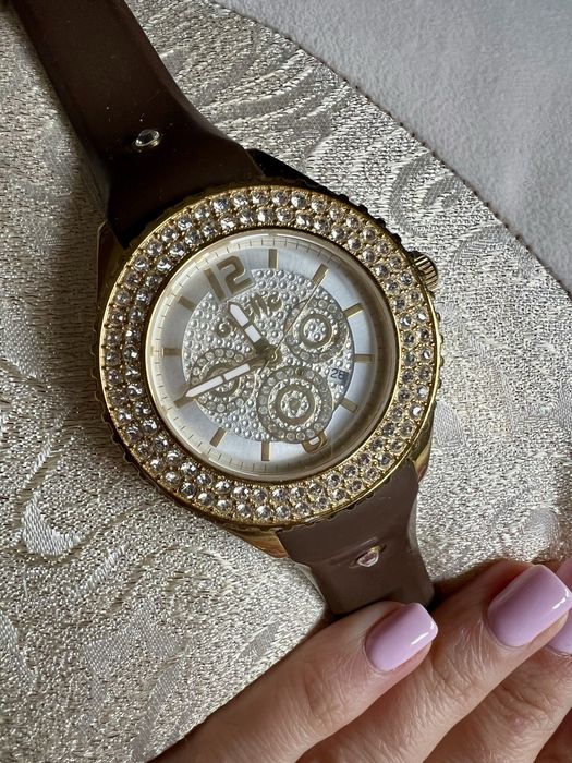 Луксозен, марков, дамски часовник Bertha, Oxette, Loisir, Versace