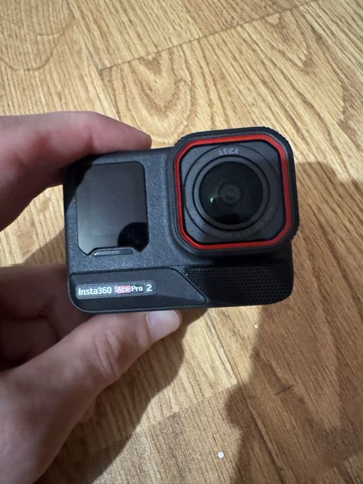 Insta 360 Ace Pro 2