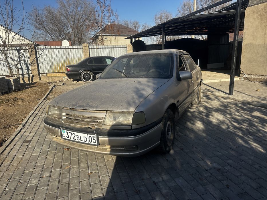 Продам опеля 1991 года на ходу срочно доки все чистые !