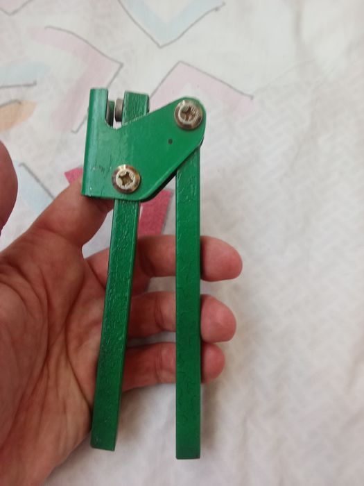 Пломбираторы ( НОВЫЕ  Россия ) по 100 тыс