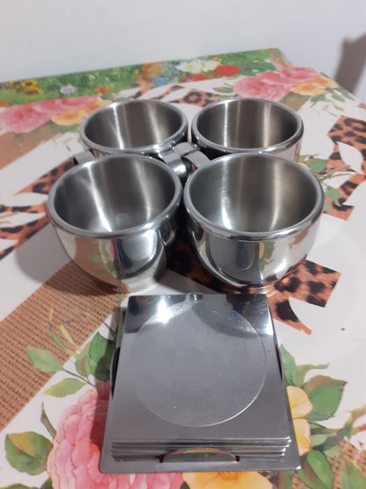 Set din inox pentru drumetie