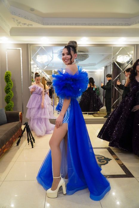 Вечернее платье шикарное