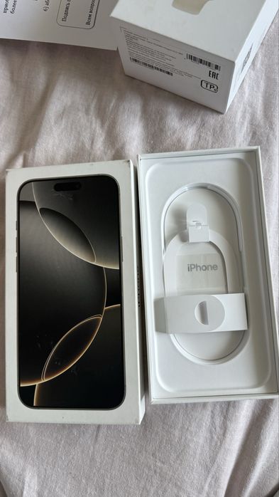 Продам iPhone 16 Pro Max 256GB