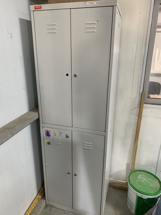 Офисные мебели и столы