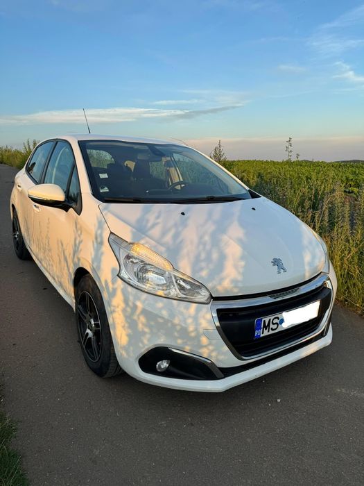 Peugeot 208 1.6 hdi