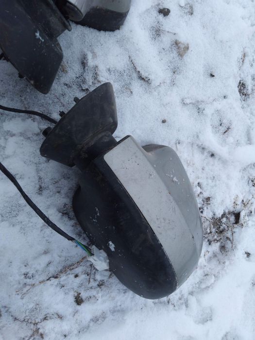 Зеркало на Ларгус