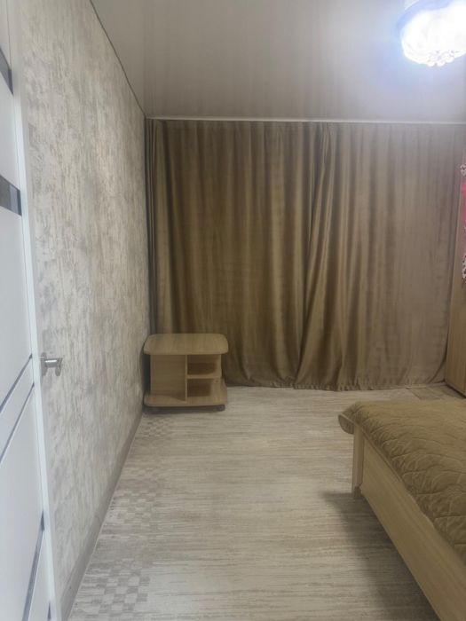 Продам квартиру 4 комнатную