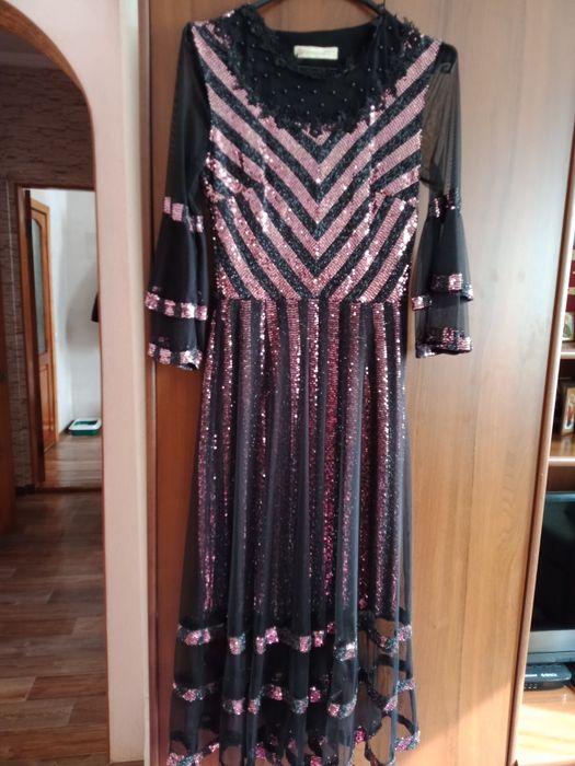 Продам красивое платье