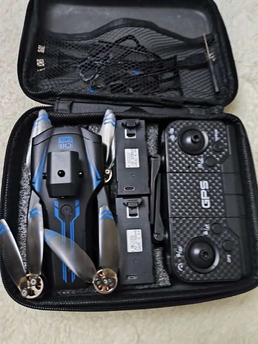 Продаю дрон  хороший без доставки!