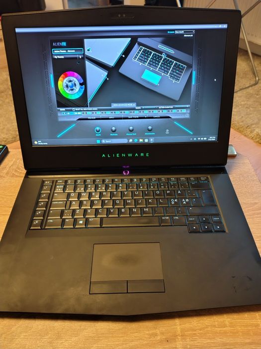 Dell Alienware R3 15 Gaming i7 ssd gtx