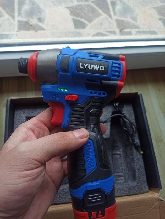 Autofiletanta cu impact, brushless, li-ion 16.8V 2000mAh