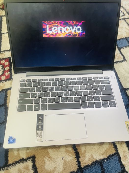 Lenova notbuk. Hali yangi karobka dak bor