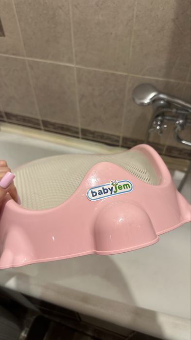 Продам детскую горку для купания