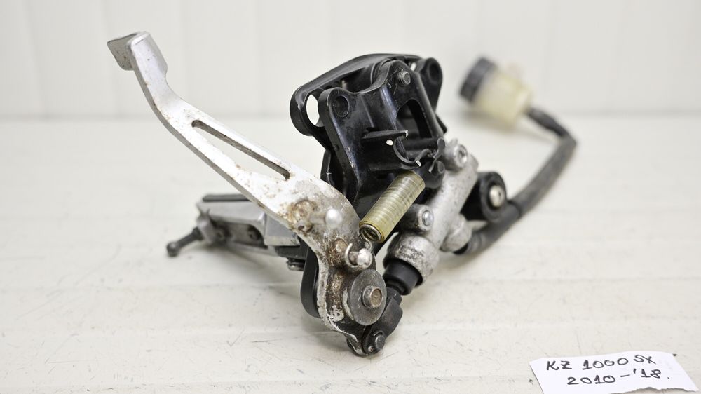 Suport Scarita Pompa Frana Cu Pedala Spate Kawasaki Z1000SX 2010 -