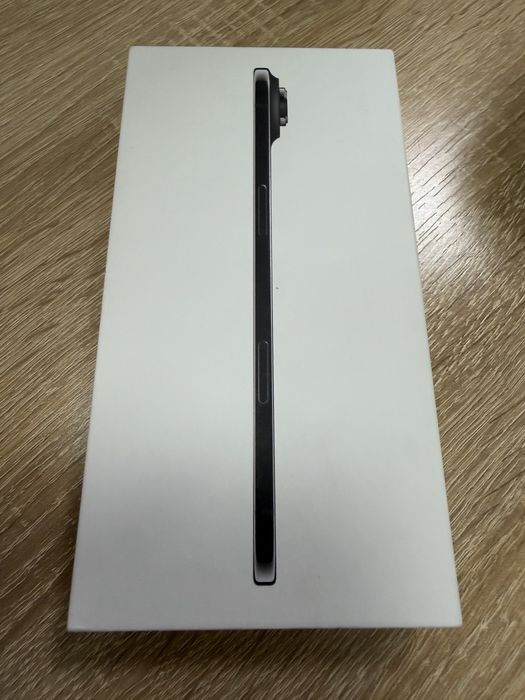 Iphone 17 Air black 256gb sim esim