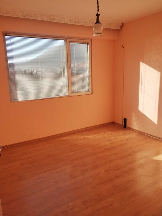 Дава се под наем Двустаен апартамент в Шумен, Център - 55 кв.м за 214.2 € - Снимка #7