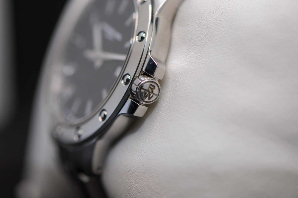 Мъжки швейцарски часовник  *Raymond Weil Tango 5599*