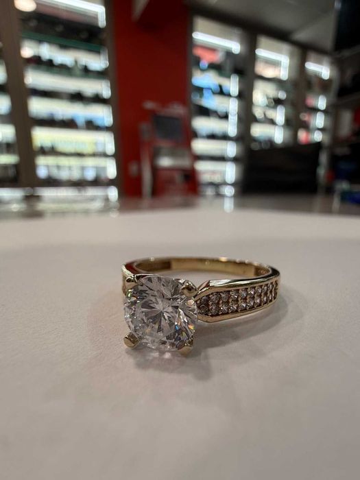 Златен дамски пръстен 14K (проба 585) – 3,39 г