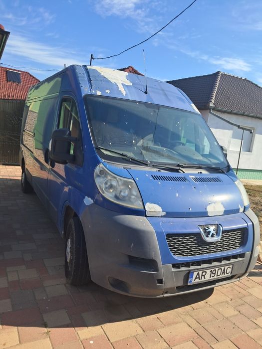 Vând microbuz Peugeot Boxer neg