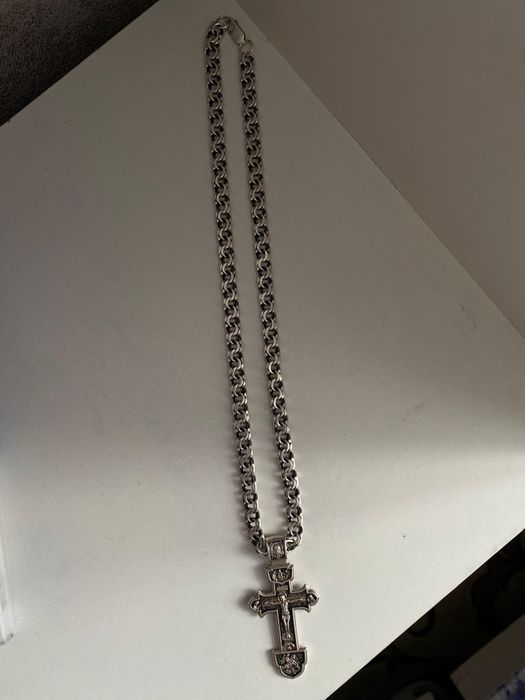 Продам серебряную цепочку с крестиком