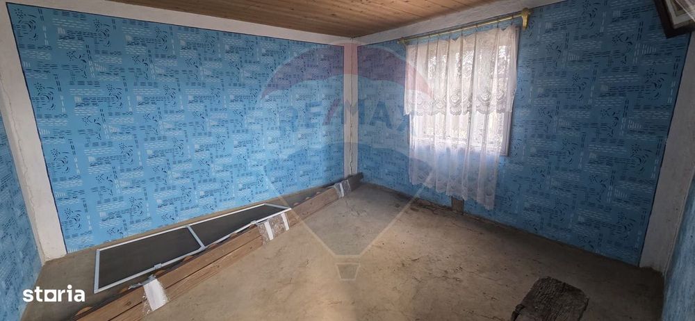 Casă / Vilă cu 4 camere de vânzare