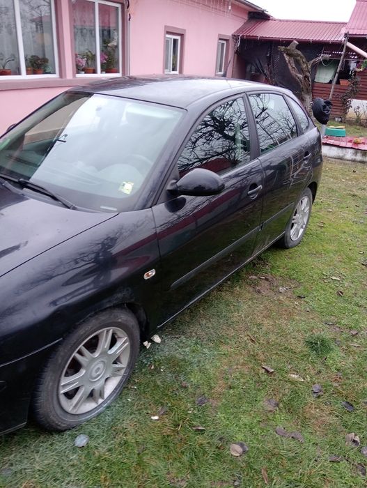 Vând Seat Ibiza 1000 €