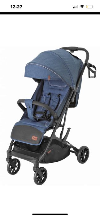 Коляска новая Carrello