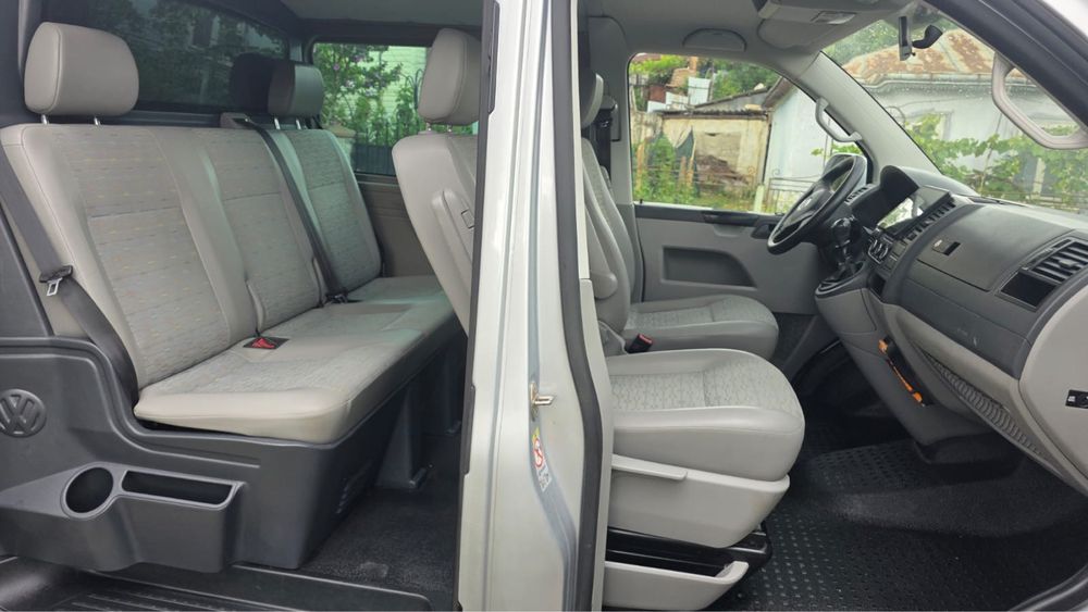 Volkswagen Transporter T5 * Euro 5 * Manual * Dublacabina * Extralung * 140 CP *