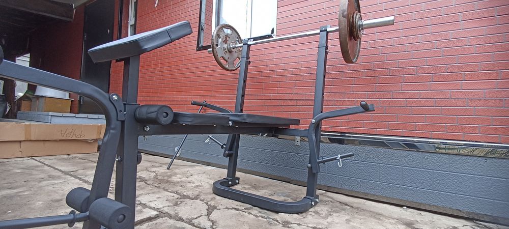 Скамья для жима штанга блины