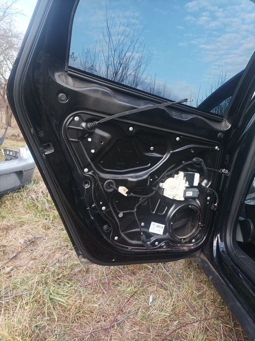 Macara geam stânga față spate Volkswagen Passat B6