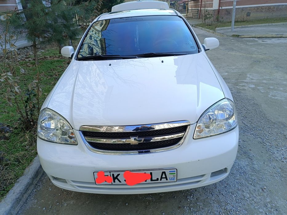 Lacetti 1.6 отличном состояний