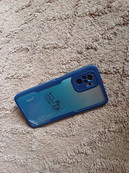 Продам двойной чехол на  телефон редми нот 10s