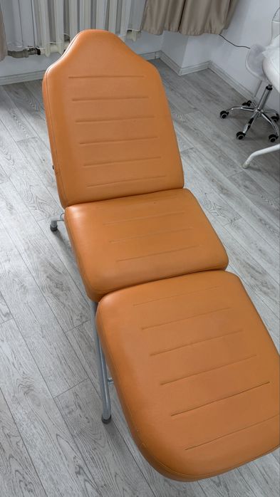 Кушетка косметологическая