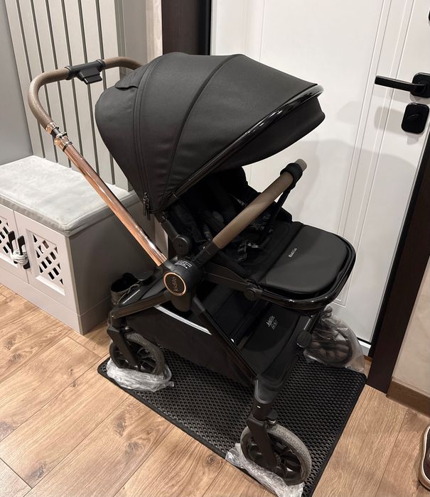 Продам Прогулочную коляску Kidilo D900 Black