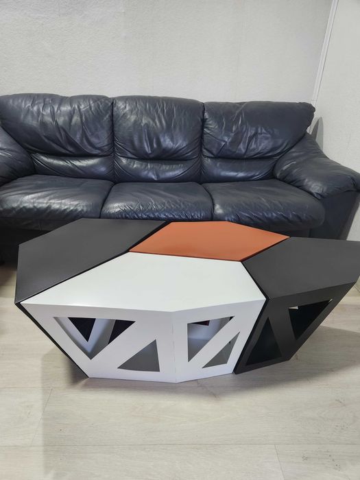 producător de mobilier premium metal + lemn