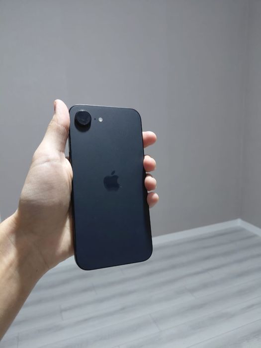 Iphone 16e 100% 90ц