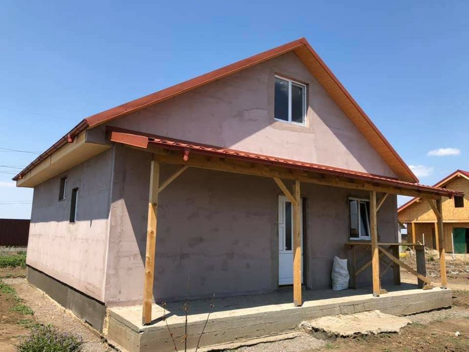 case pe structura metalica