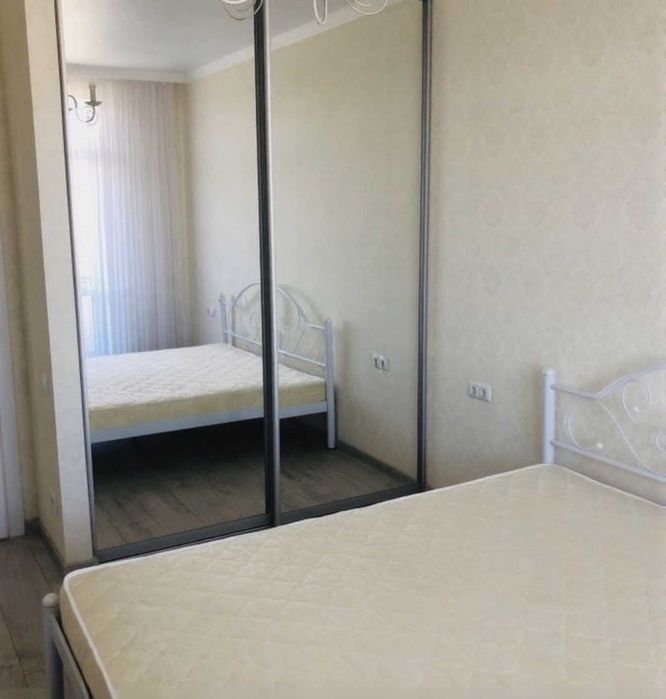 Двустаен апартамент в кв. Каменица 1