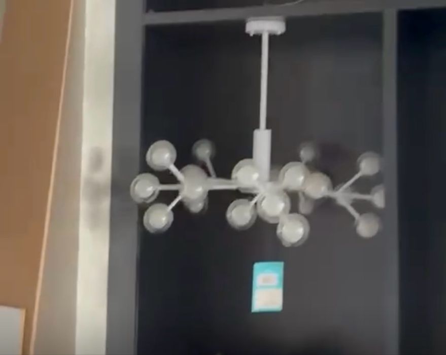 Люстра современная